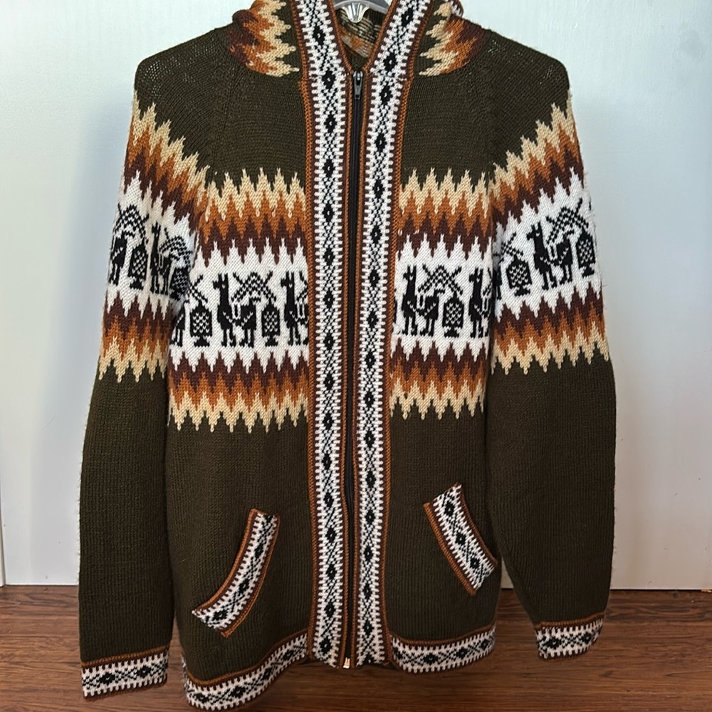100% Peruvian handmade alpaca zip up sweater